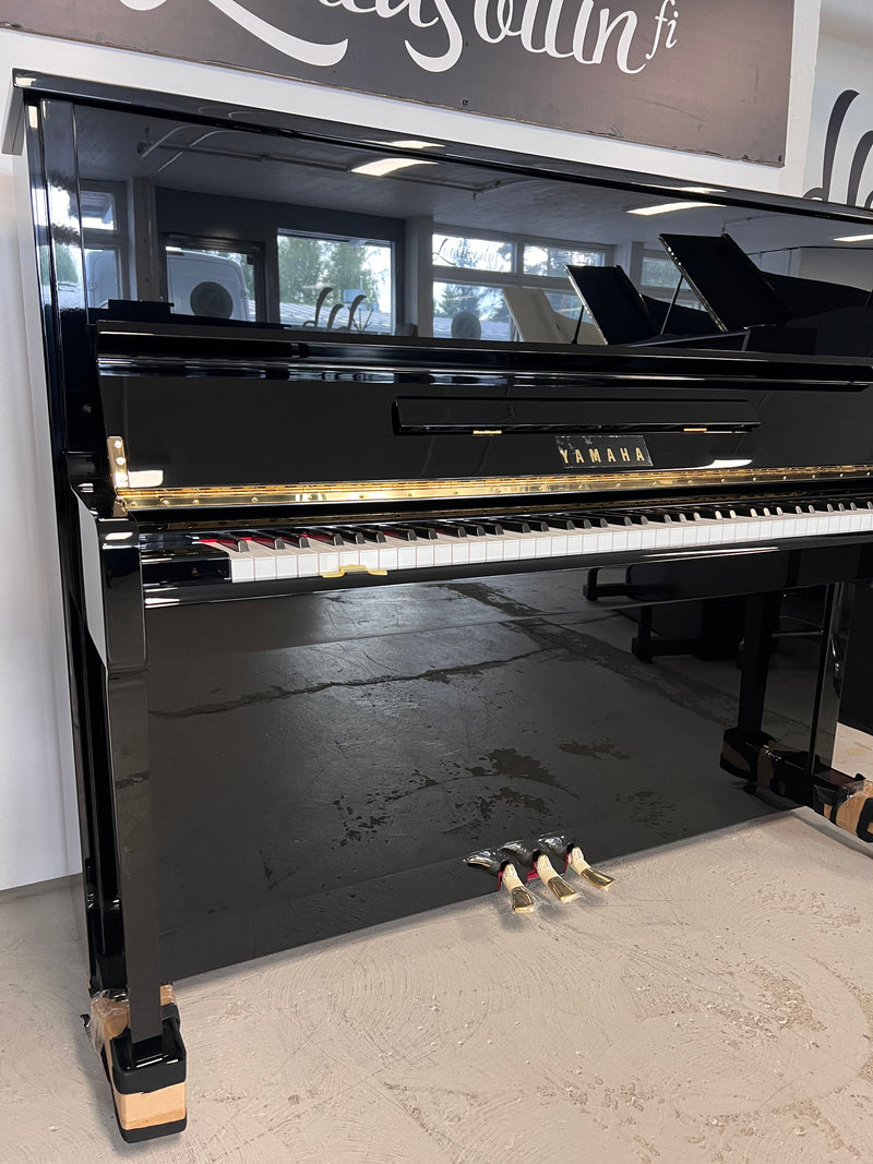 Yamaha U10BL (ORIGINAL SILENT)